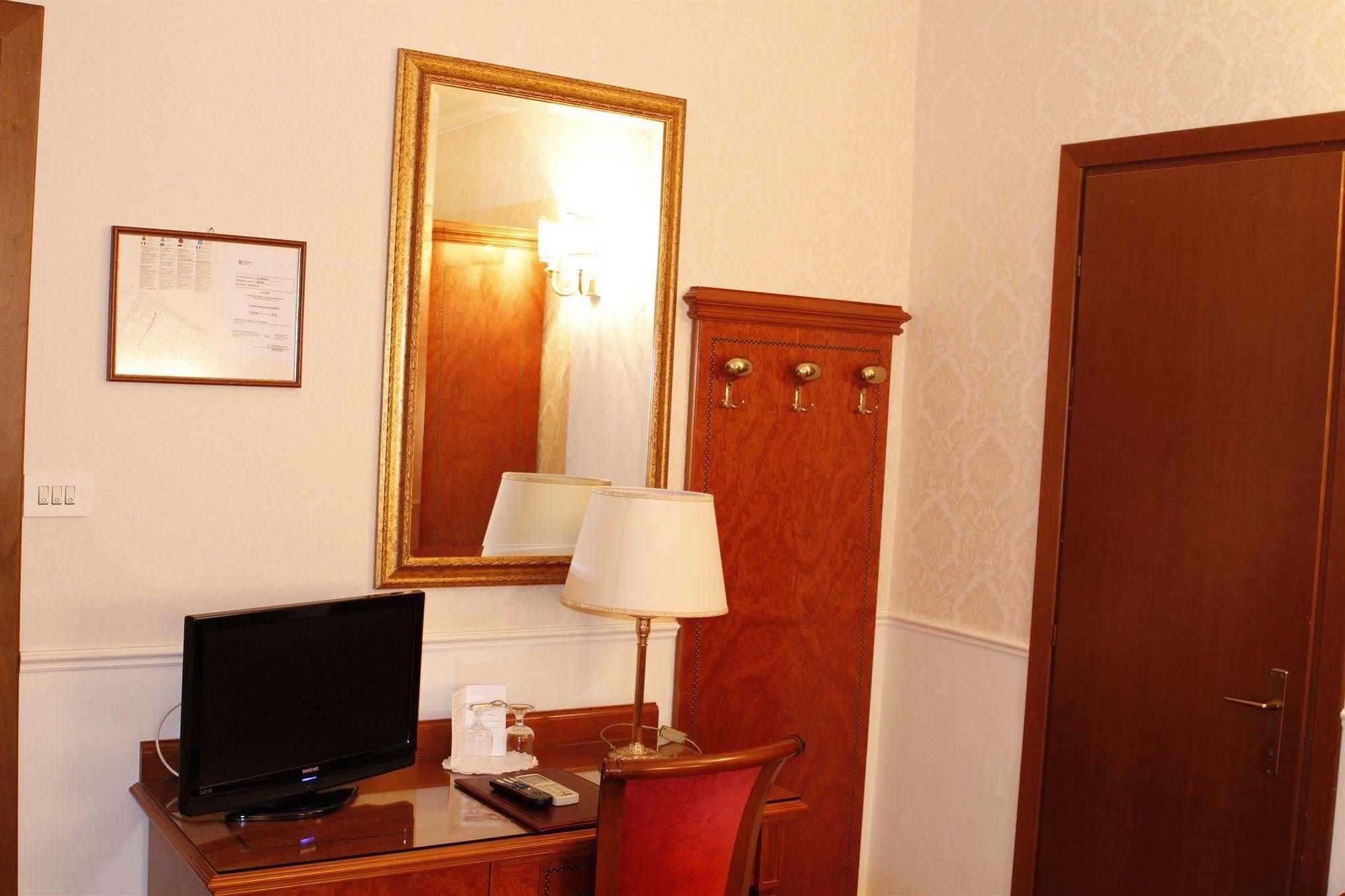 Hotel Genio Rome Bagian luar foto