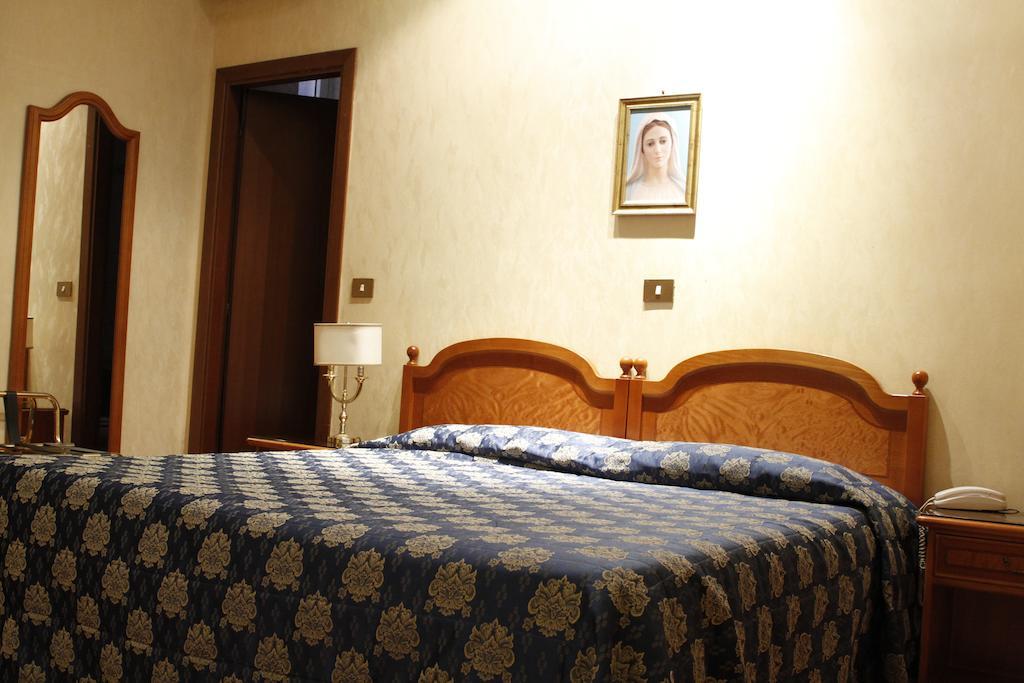 Hotel Genio Rome Bagian luar foto