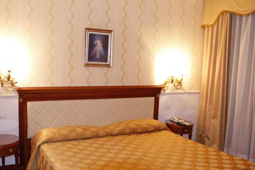 Hotel Genio Rome Bagian luar foto